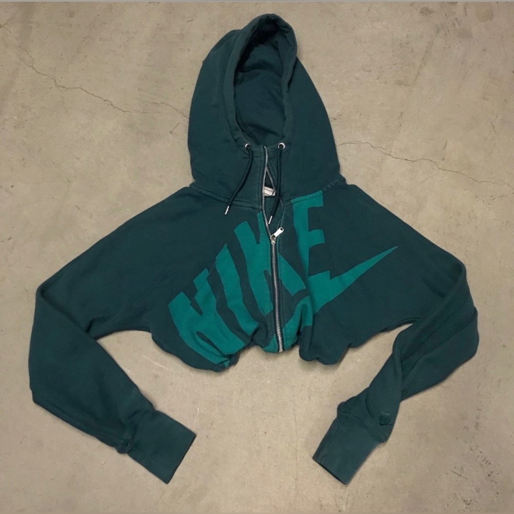 Nike drawstring crop top hoodie